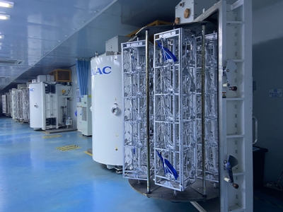 真(zhen)空鍍膜車(che)間